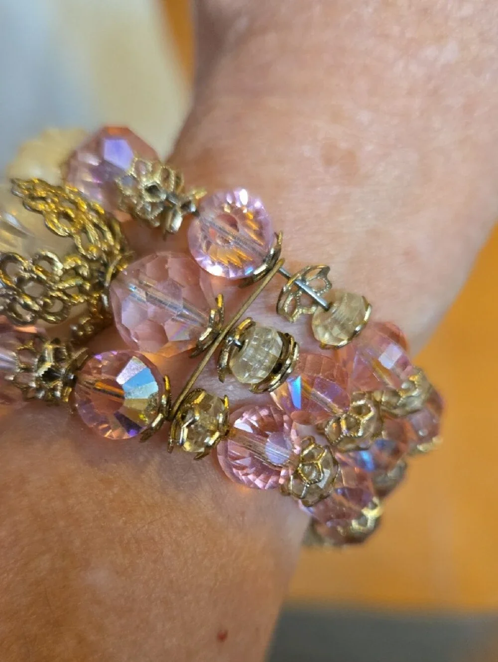 Vintage bracelet cream